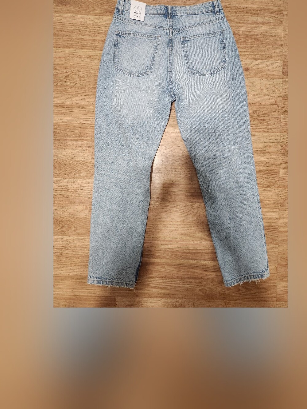 Zara High Rise Jeans - Picture 2 of 4